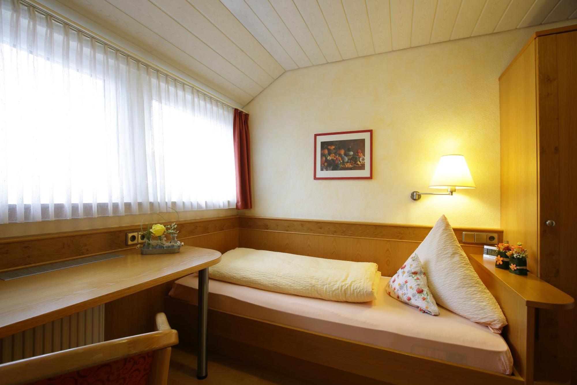 Hotel Hotel-restaurant Adler 2*
