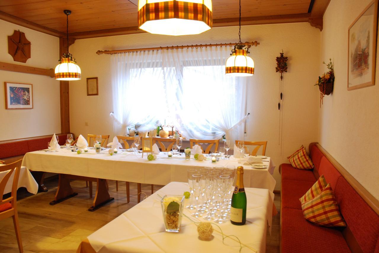 Hotel-restaurant Adler Hotel 2*